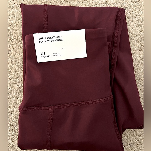 ❤️ NWT American Eagle Everything Pocket Highest Rise Legging XS - Picture 7 of 8